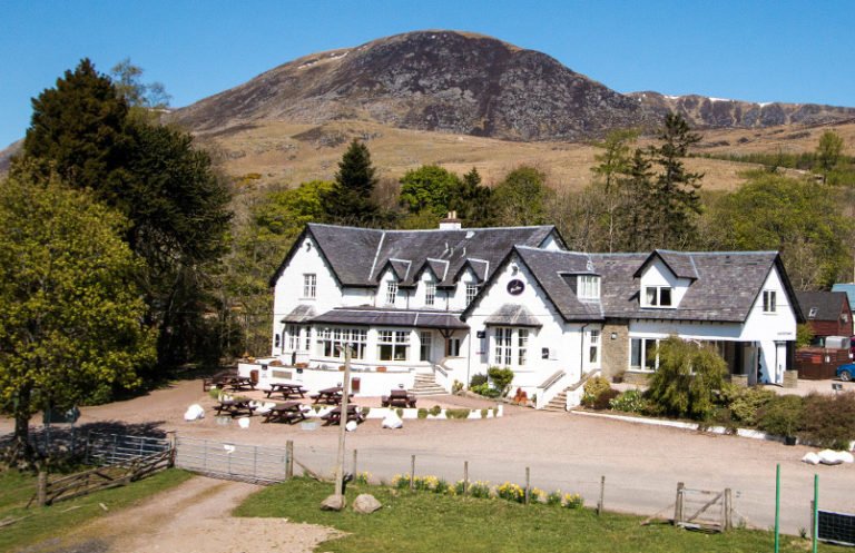 Fishing Accommodation, River South Esk, Salmon River, Cairngorm national park, Glen Clova, Orvis Guide, Fly fishing in Scotland, fishing accommodation, remote hotel, salmon fishing holidays