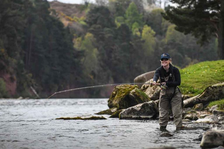 Scottish rivers, Salmon Rivers in Scotland, River Spey, fishing and touring vacations, Salmon Fishing, Lady Fishing, Women,